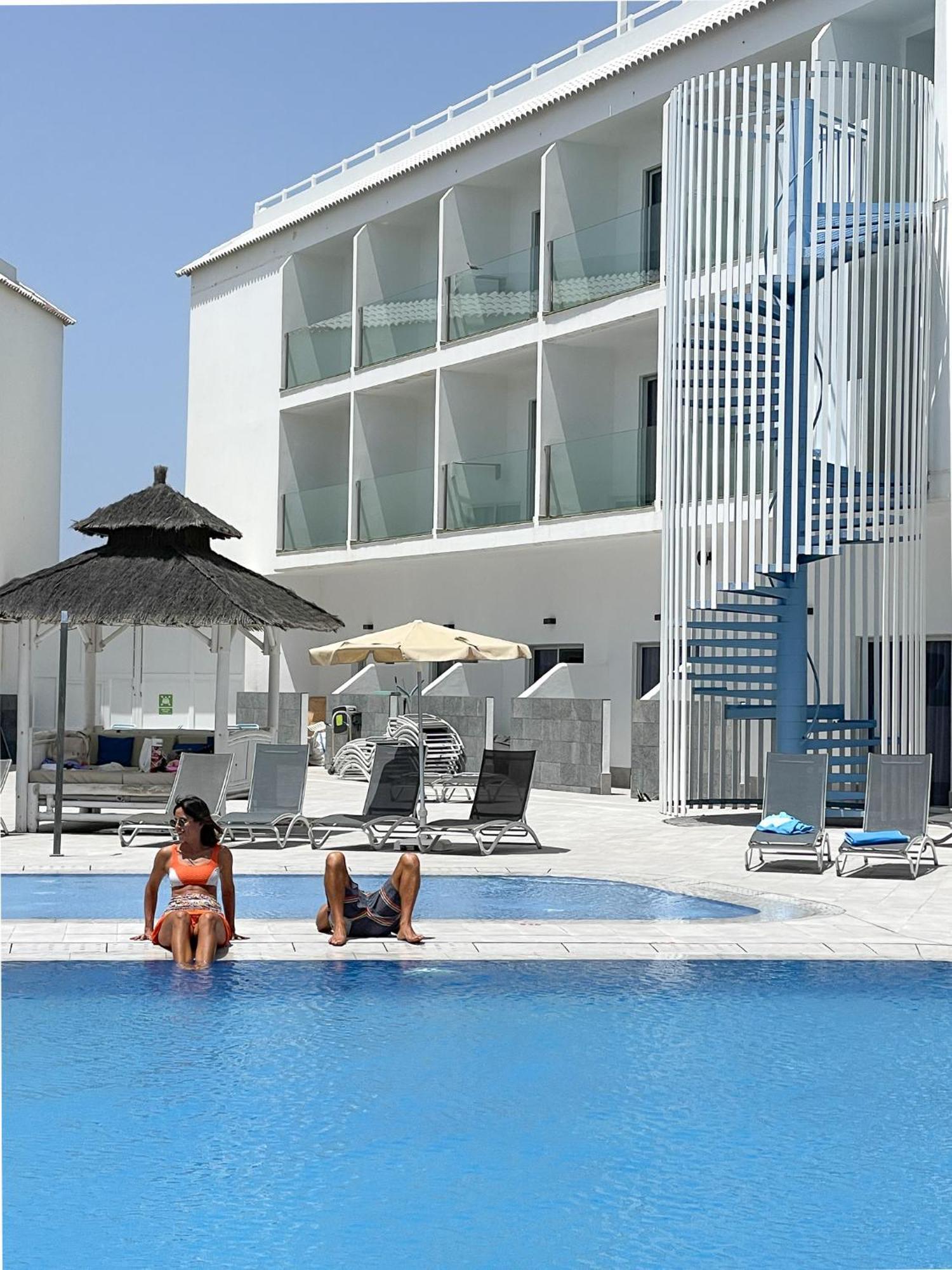 Corralejo Surfing Colors Hotel&Apartments מראה חיצוני תמונה