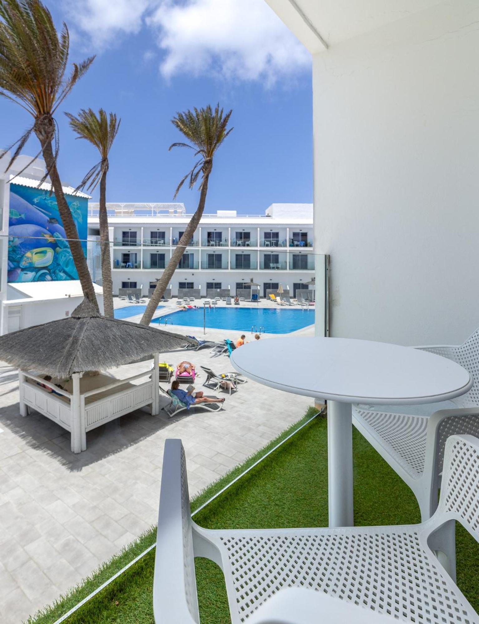Corralejo Surfing Colors Hotel&Apartments מראה חיצוני תמונה